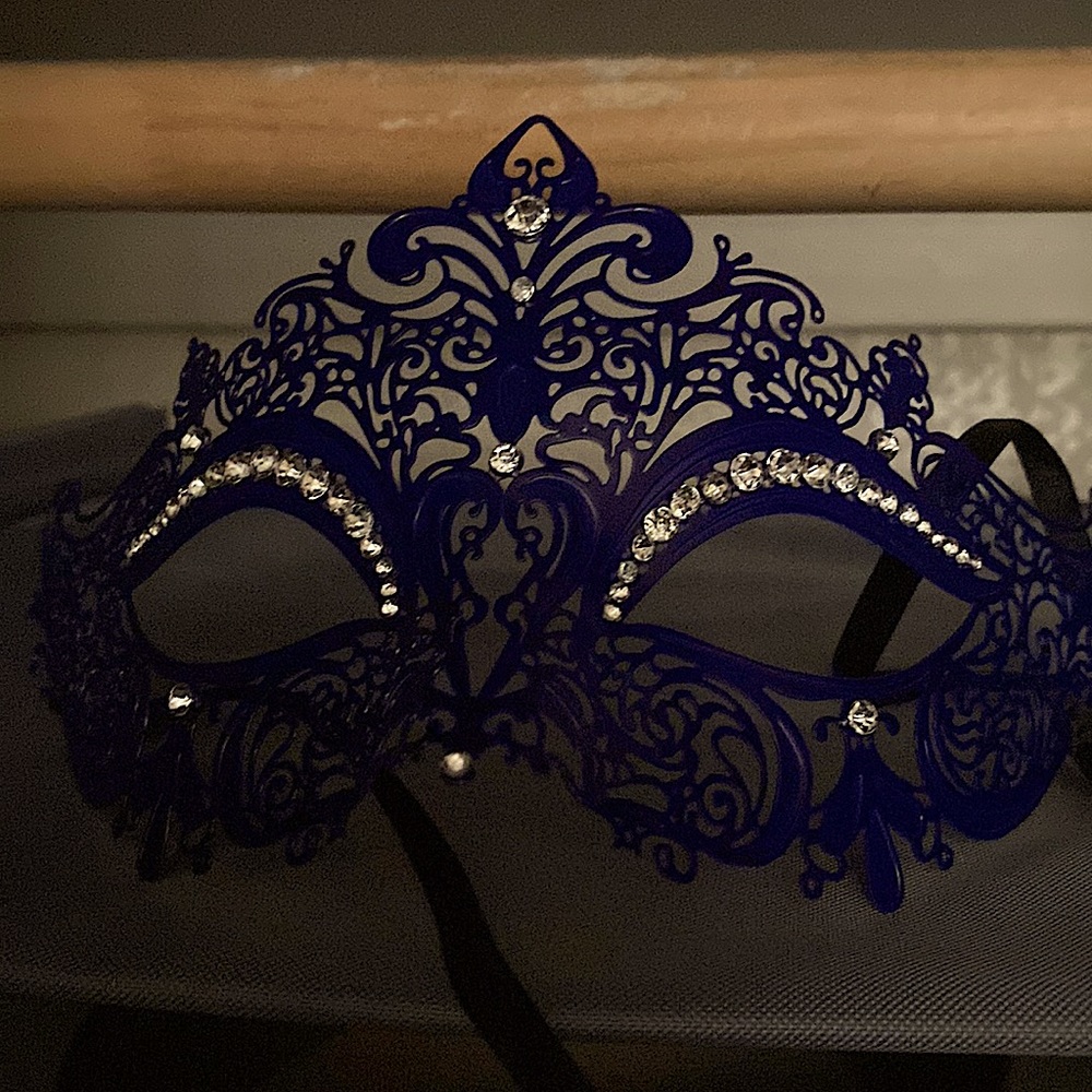 Masquerade ball mask